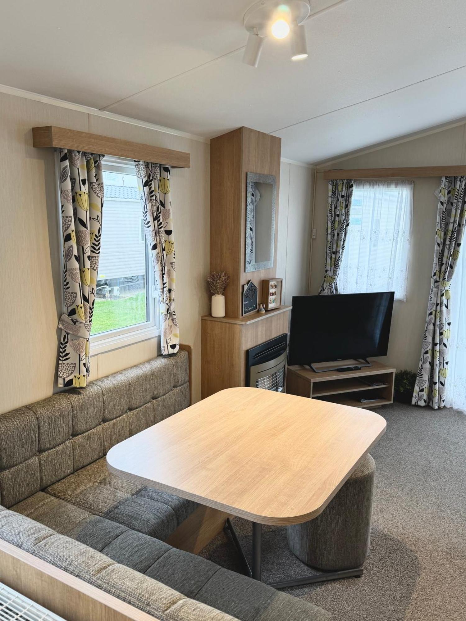 Oaken Caravan - Golden Sands Away Resorts Kinmel Bay Buitenkant foto