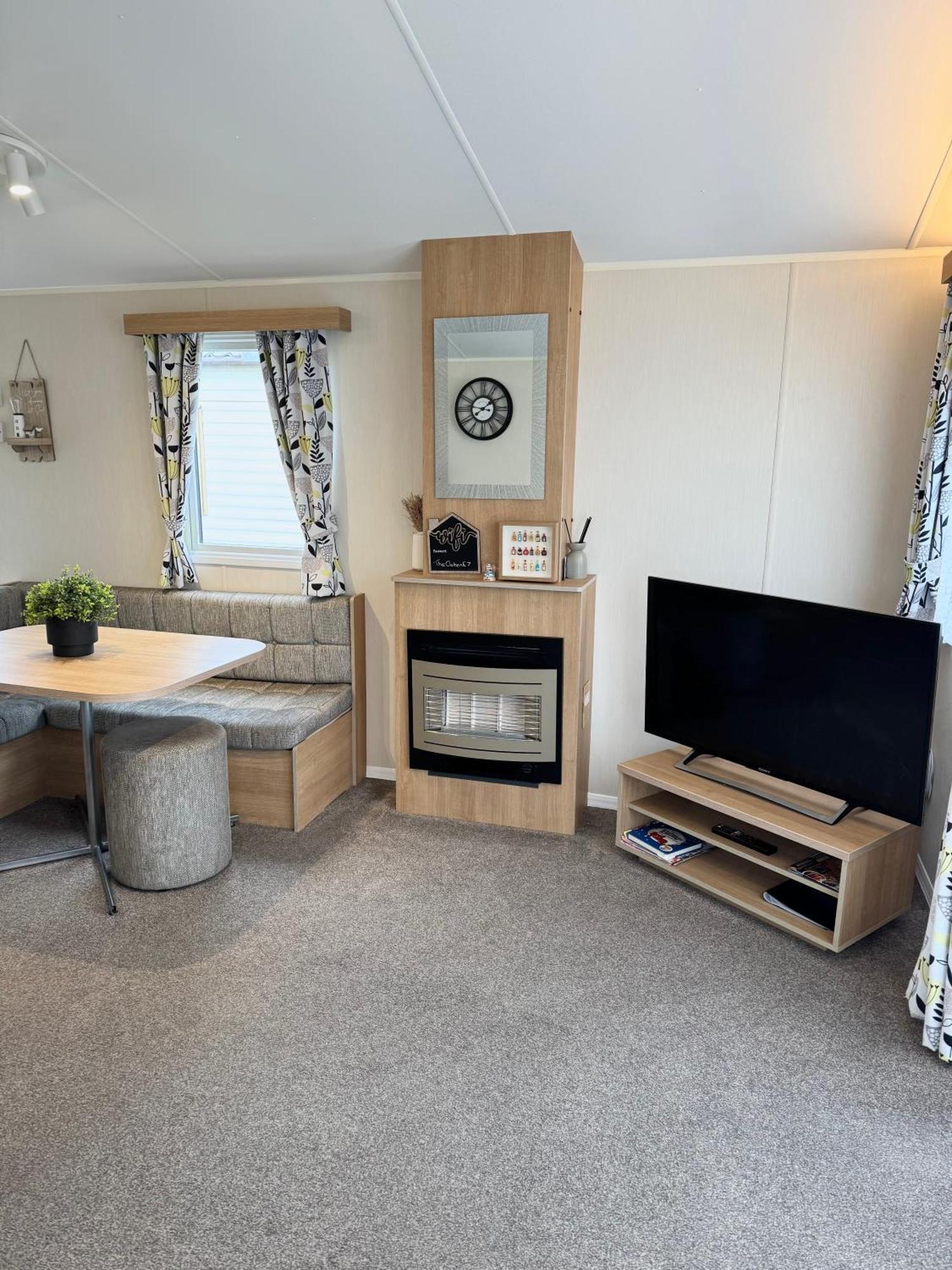 Oaken Caravan - Golden Sands Away Resorts Kinmel Bay Buitenkant foto